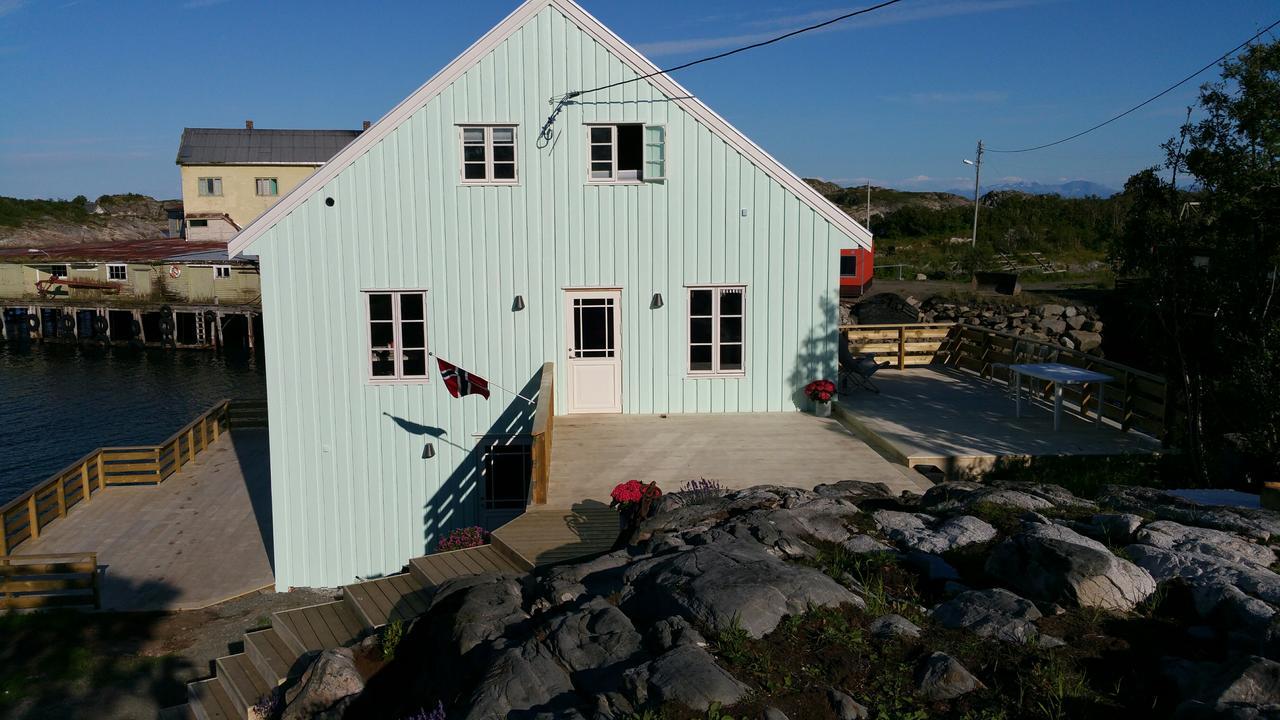 Bed and Breakfast Lysvoldbrygga Henningsvaer Exteriér fotografie