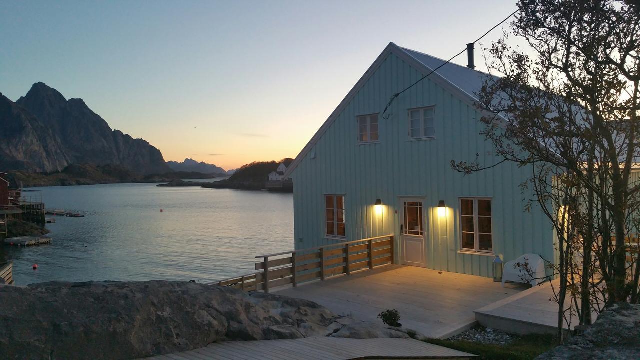 Bed and Breakfast Lysvoldbrygga Henningsvaer Exteriér fotografie