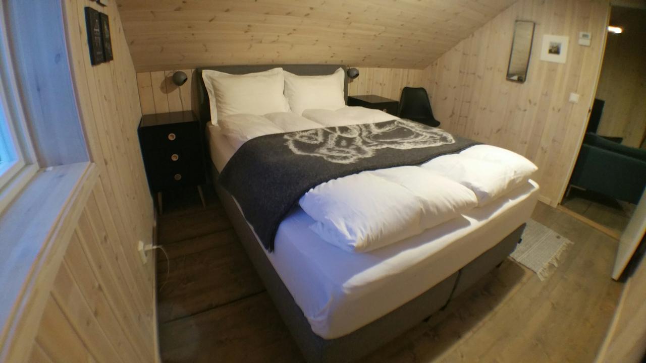 Bed and Breakfast Lysvoldbrygga Henningsvaer Exteriér fotografie